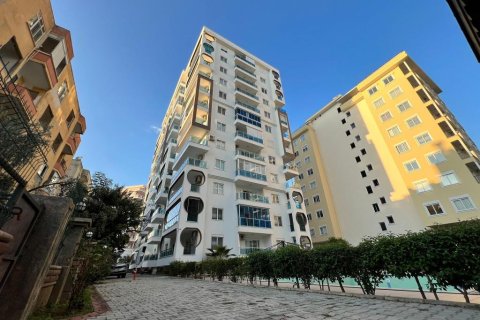 Apartment in Mahmutlar, Antalya, Turkey No. 228021