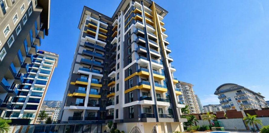 Apartment in Mahmutlar, Antalya, Turkey No. 217166