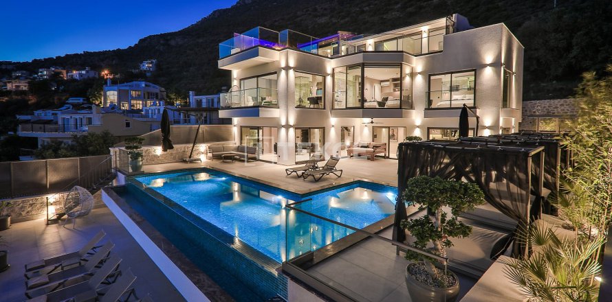 4+1 Villa in Kas, Antalya, Türkei Nr. 221827