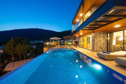 4+1 Villa i Kas, Antalya, Turkiet Nr. 221825 - 9