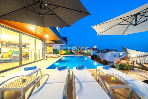 4+1 Villa i Kas, Antalya, Turkiet Nr. 221825 - 5