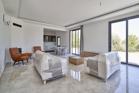 4+1 Villa  i Catalkoy, Girne,  Nr. 214616 - 6