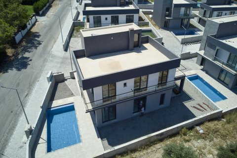 4+1 Villa  i Catalkoy, Girne,  Nr. 214616 - 4