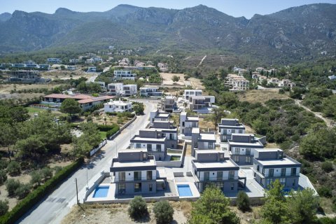 4+1 Villa  i Catalkoy, Girne,  Nr. 214616 - 2