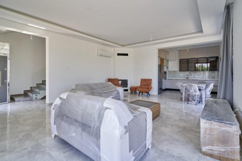 4+1 Villa  i Catalkoy, Girne,  Nr. 214616 - 7
