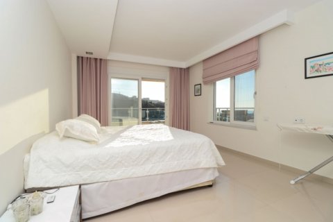 Продажа квартиры  в Каргыджаке, Аланье, Анталье, Турция 5 комн., 250м2, №94016 – фото 30