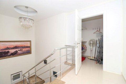 Продажа квартиры  в Каргыджаке, Аланье, Анталье, Турция 5 комн., 250м2, №94016 – фото 29