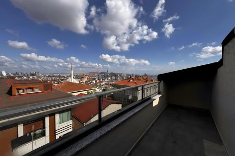 4+1 Apartment  in Üsküdar, Istanbul, Turkey No. 237844