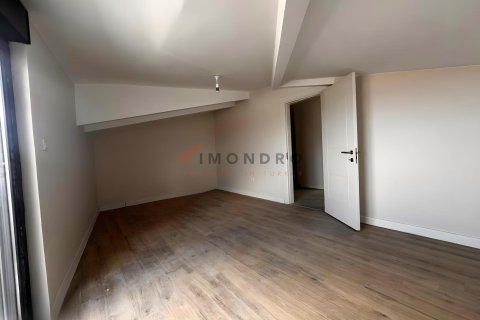 Продажа квартиры в Ускюдар, Стамбуле, Турция 4+1, 120м2, №237844 – фото 7