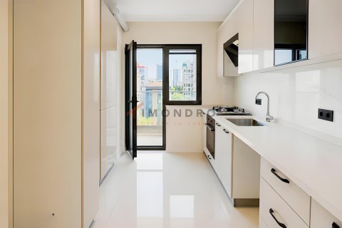 3+1 Lägenhet i Kadikoy, Istanbul, istanbul, Turkiet Nr. 237846 - 12