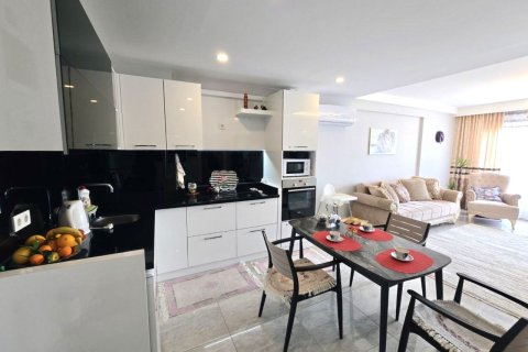1+1 Leilighet  i Mahmutlar, Antalya, Tyrkia Nr. 218722