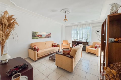 Daire  2+1  Oba, Antalya, Türkiye №218187