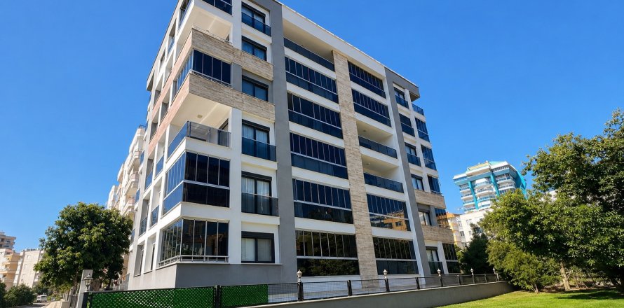 Leilighet i Mahmutlar, Antalya, Tyrkia Nr. 237624
