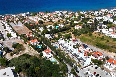 Продажа виллы  в Северном Кипре 4 комн., 265м2, №227899 – фото 2