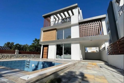 Продажа виллы  в Северном Кипре 4 комн., 265м2, №227899 – фото 4