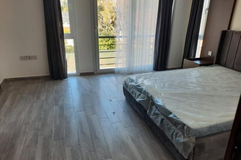 Продажа виллы  в Северном Кипре 4 комн., 265м2, №227899 – фото 13