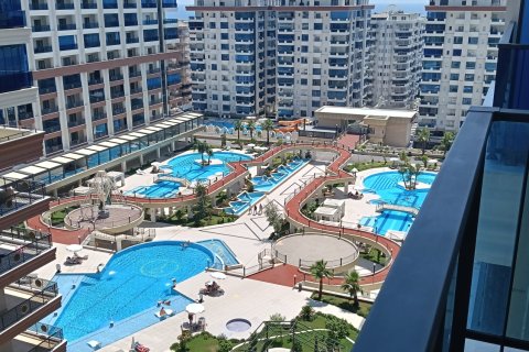 2+1 Lejlighed  i Mahmutlar, Antalya, Tyrkiet Nr. 228687