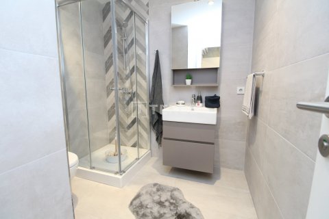 Продажа квартиры в Стамбуле, Турция 2+1, 100м2, №45036 – фото 23