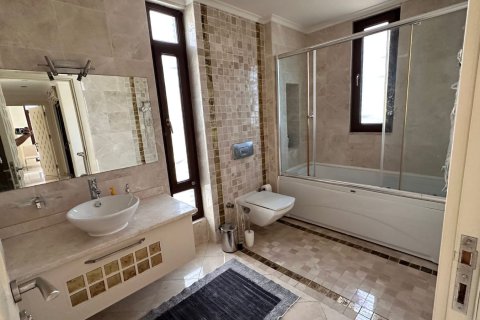 Villa for sale  in Alanya, Antalya, Turkey, 3 bedrooms, 220m2, No. 216886 – photo 8