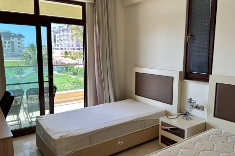 Villa for sale  in Alanya, Antalya, Turkey, 3 bedrooms, 220m2, No. 216886 – photo 11