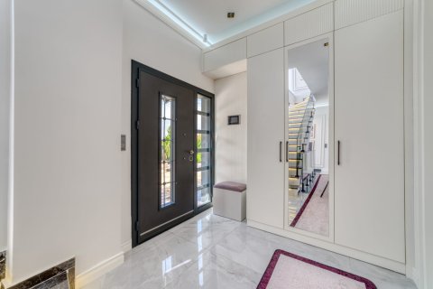 Villa 4+1 Alanya, Antalya, Türkiye №216887 - 8