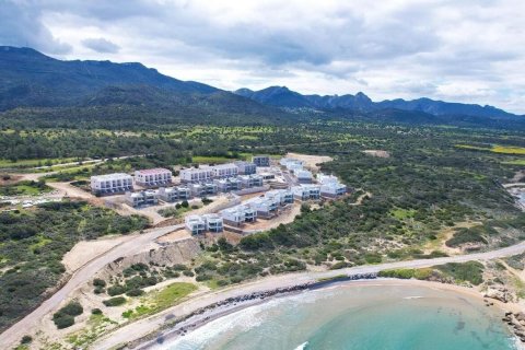 1+1 Apartment in Tatlisu, Famagusta, Northern Cyprus No. 214592