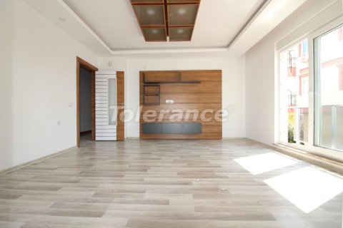 2+1 Apartment in Kepez, Canakkale, Turkey No. 105992