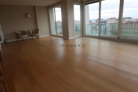 5+1 Wohnung in Kadikoy, Istanbul, Türkei Nr. 226628 - 3