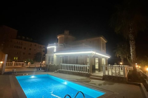 3+1 Villa  in Mahmutlar, Antalya, Türkei Nr. 217879 - 18