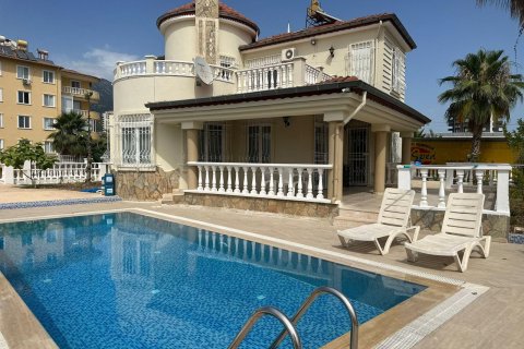 3+1 Villa  in Mahmutlar, Antalya, Türkei Nr. 217879