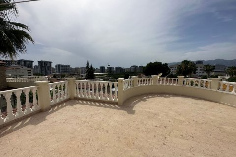 3+1 Villa  in Mahmutlar, Antalya, Türkei Nr. 217879 - 9