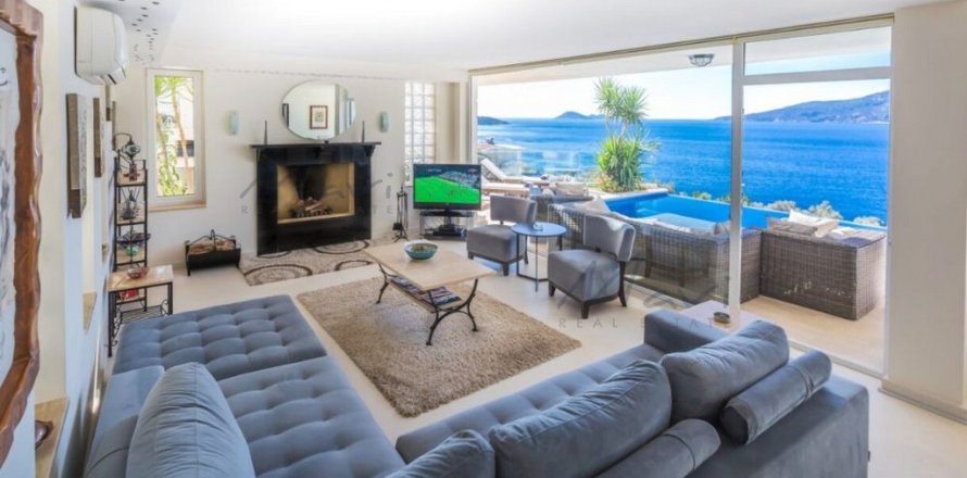 4+1 Villa  i Kalkan, Antalya, Tyrkiet Nr. 226873