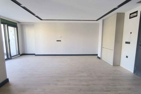 2+1 Apartment  in Muratpasa, Antalya, Turkey No. 213322