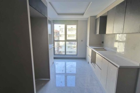2+1 Leilighet  i Muratpasa, Antalya, Tyrkia Nr. 213322 - 8