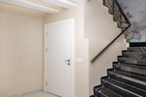 Продажа квартиры в Кестеле, Анталье, Турция 3+1, 180м2, №224504 – фото 10