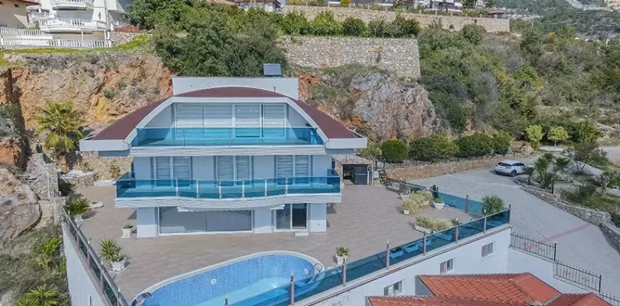 ویلا در  Alanya ، ترکیه 400 متر مربع.  شماره 222984