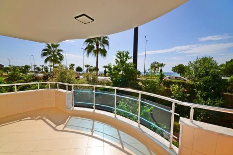 2+1 Lejlighed  i Alanya, Antalya, Tyrkiet Nr. 216845