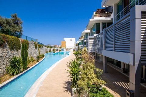 5+1 Apartment in Girne, Northern Cyprus No. 105972