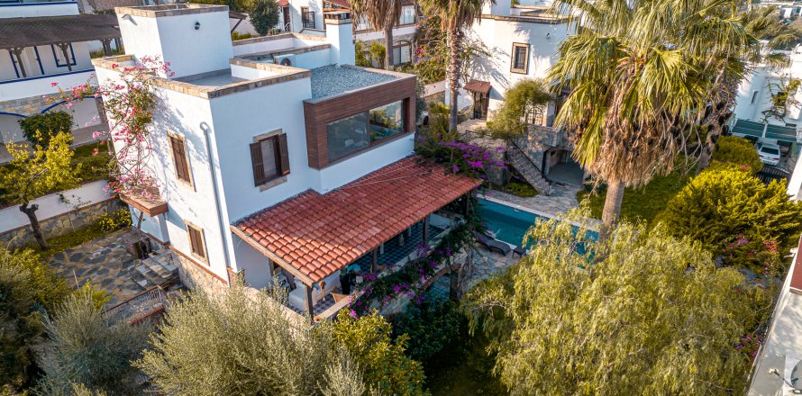 Villa  4+1  Gündoğan, Muğla, Türkiye №215590