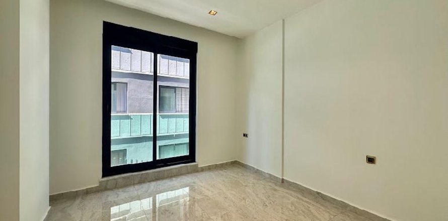 2+1 Apartment in Alanya, Antalya, Turkey No. 215896