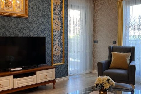 2+1 Lägenhet i Oba, Antalya, Turkiet Nr. 215900 - 2