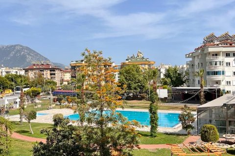 2+1 Lägenhet i Oba, Antalya, Turkiet Nr. 215900 - 4