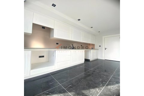 5+1 Lejlighed  i Beylikduezue, Istanbul, Tyrkiet Nr. 225249 - 19