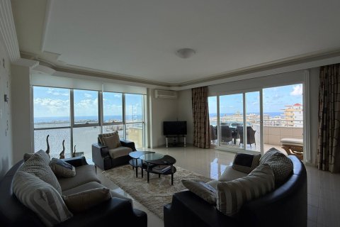 2+1 Wohnung  in Mahmutlar, Antalya, Türkei Nr. 218060