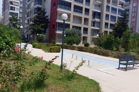 2+1 Wohnung in Mahmutlar, Antalya, Türkei Nr. 229014 - 15