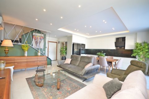 Daire  2+1  Alanya, Antalya, Türkiye №216849