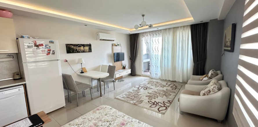 Lejlighed i Mahmutlar, Antalya, Tyrkiet Nr. 228072