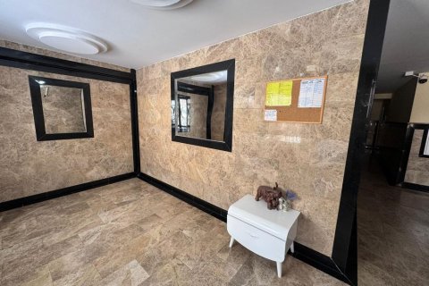 آپارتمان در  Mahmutlar ، ترکیه 55 متر مربع.  شماره 228034 - 15