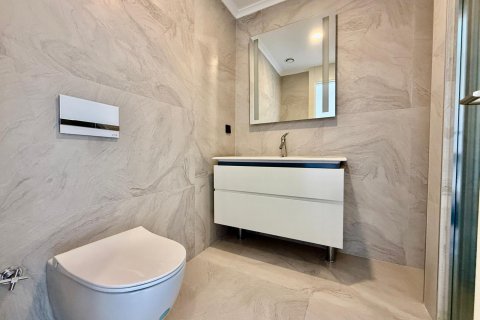 آپارتمان در  Antalya ، ترکیه 4 خوابه ، 230 متر مربع.  شماره 227548 - 14