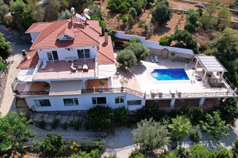 4+1 Villa  i Mahmutlar, Antalya, Tyrkia Nr. 218011 - 2